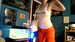 nerdygirlsnaked:  Portal Girl! She is just perfect. See her Gears