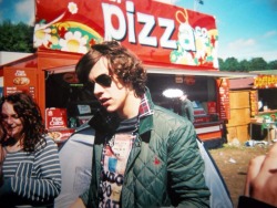 bleachedcouture:2011 harry taken at Leeds fest by someone I know