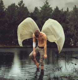 sixpenceee:  Surreal Photography by Kyle Thompson  