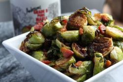in-my-mouth:  Oven Roasted Brussels Sprouts With Maple Bacon
