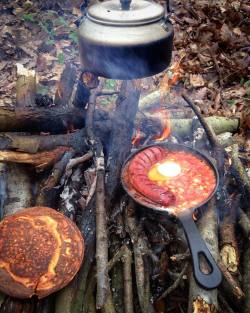 bushcraftturk:  #cooking #pancake #food #delicious #tasty  #bushcraft