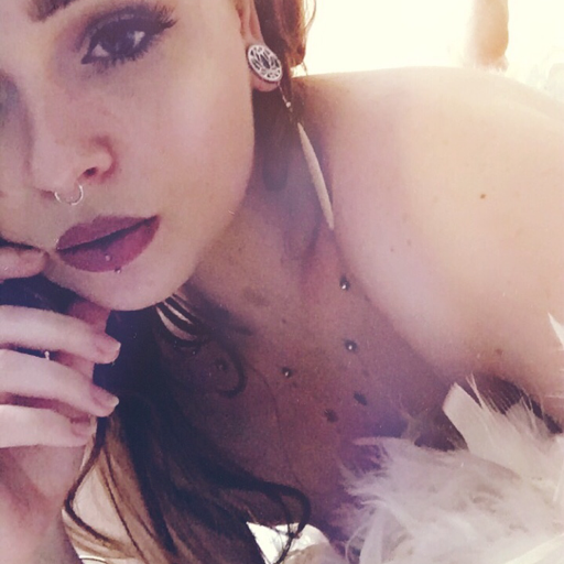 mirahxox:  ˖ ✧◝Sign up for my snapchat◜✧˖ °Chaturbate