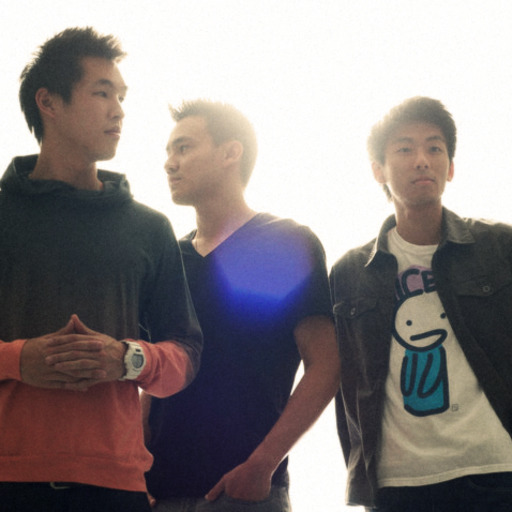 Unofficial Wong Fu Productions: Strangers again.