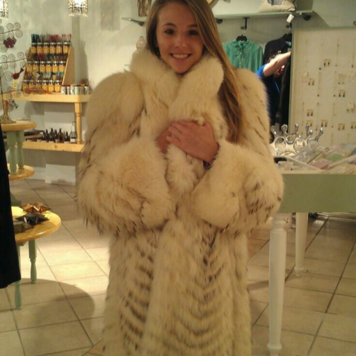 Miley Cyrus in Furs