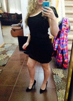 blondesquats:  this dress used to never fit me