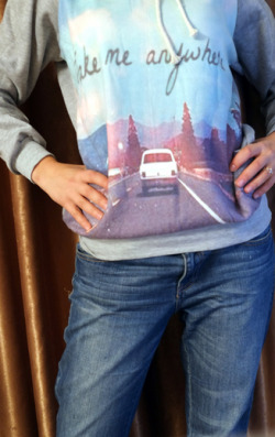 byewithyou:Get this freaking amazing sweatshirt for winter now!On