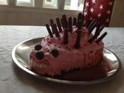datdonk:  lol-post:  So a friend of my girlfriend made a cake
