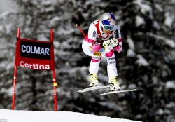 keep-calm-and-ski-race-on:  Lindsey Vonn wins her 62nd World