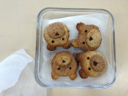Healthy choc almond bear cookies. The recipe isn’t mine