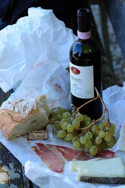 basilgenovese:  Tuscan Lunch 