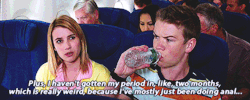legallyblonde:When the person next to you on an airplane doesn’t