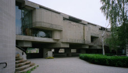 design-related:  Brutalism tamed. Paul Rudolph’s University