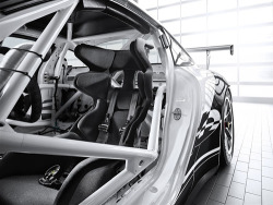 automotivated:  crash—test:  2013 Porsche 911 GT3 Cup car (by