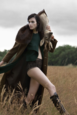 stormtrooperfashion:  Zenia Sevastyanova in “The Deer Hunter”