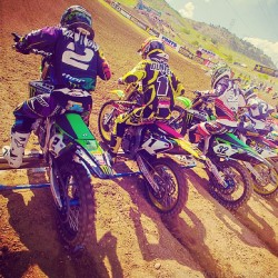 fyeahdirtbikes:  All or nothing #dirt #dirtbikes #motocross #supercross