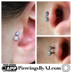 piercingsbyaj:  Fresh 18g double tragus with 2mm and 2.5mm prong