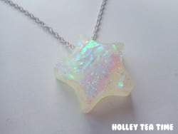 holleyteatime:☆  Iridescent fantasy wishing star necklace