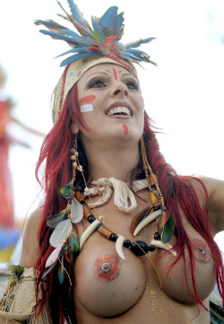 fuckyeahbraziliangirls:  brazilianbikinis:  More! Carnaval Brazil