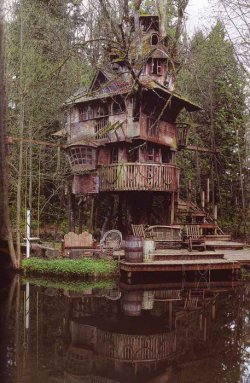 Is this real? I want to live here. It looks like Howl’s