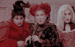 mad that i didnt see this for Halloween!!! Hocus Pocus is a