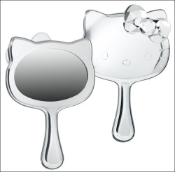 Hello Kitty for Sephora hand held mirror (ำ)Hopefully my giant