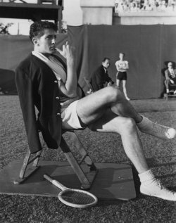 mikestand:  Farley Granger, on a break from “Strangers on a
