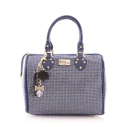 not really a big fan of Paul’s Boutique but this bag is beautiful ok 