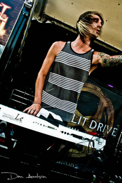 fydanaxelson:  A Skylit Drive by Dan Axelson Photography on Flickr.
