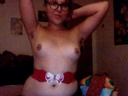 nakedandsobbing:  Early Topless Tuesday. Fave belt. Working on