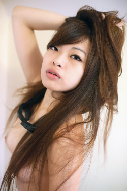 awesomeasianchicks:  Serena Chan 