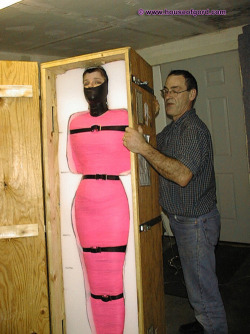 mummified-lover:  i-need-bdsm-too:  Filed under humiliation,