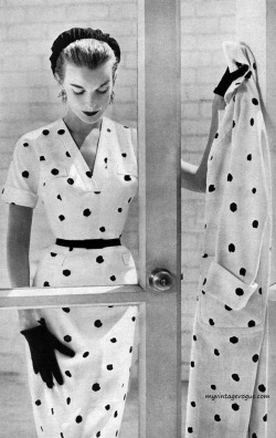 theniftyfifties:  Model wearing a spotted dress for Harper’s