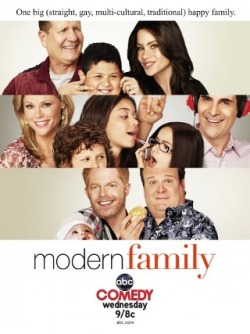         I am watching Modern Family                        