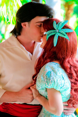 -disneyparks:  Ariel and Prince Eric by abelle2 on Flickr. 