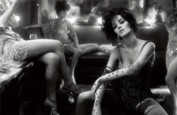Katy Perry… amarren sus instintos lesbicos mujeres! #FelizDiaDeLaMujer