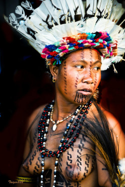 browncoyote:  png girl by Taiger808 on Flickr. 