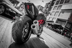 exclusive-pleasure:  Ducati Diavel 