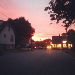 Tell me im your national anthem #national #sunrise #2012 #pink