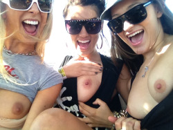 publiclyindecent:  exposed-in-public:  Showing Off Exposed at