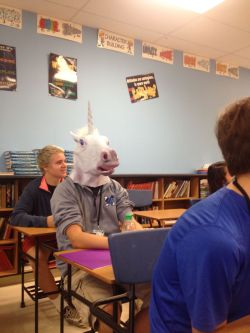 youreyesyourlies:  just a normal day at school 