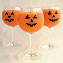 chronic-mastication:  Halloween cocktail appreciation : 1 / 2 /