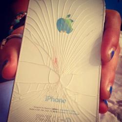  OhLongJohnson123: The lovely moment where you shatter your Iphone