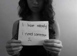 d4rk1s:  R.I.P AMANDA TODD. So here’s another example of someone