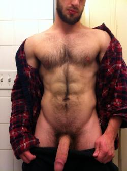 eroticmen:  Bravo Delta. Check him out on xtube and at cockyboys!