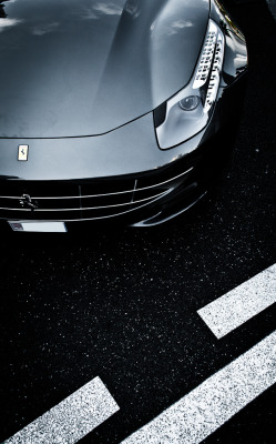 automotivated:  belly mode (by Max.photographies)   Damn