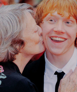  Maggie Smith and Rupert Grint. 