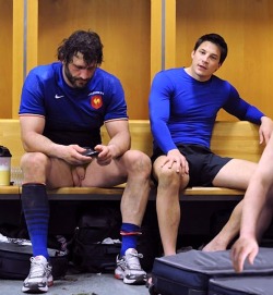bannock-hou:  caught, French Rugby player Sebastien Chabal