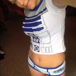 xdominox4:  What do y’all think of my R2D2 underoos?!?   Were