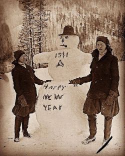 cullencouture:  Esme and a younger cousin on New Year’s Day in 1911.  Little does she know what a momentous year 1911 will prove to be!