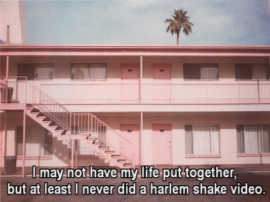 pe-a-ce-out:  heartsofangels:  ahahhahahah  i love how relevant the pretty pink building